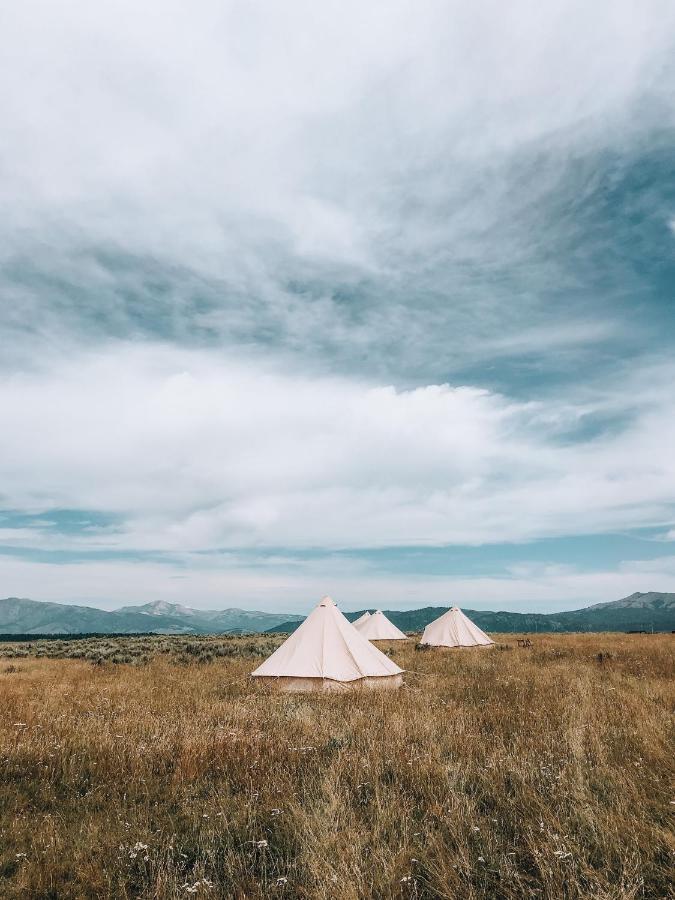 Wander Camp Yellowstone Island Park Exterior foto